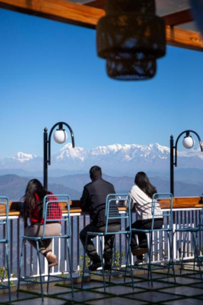 Kasar Himalaya Holiday Resort, Binsar Rd